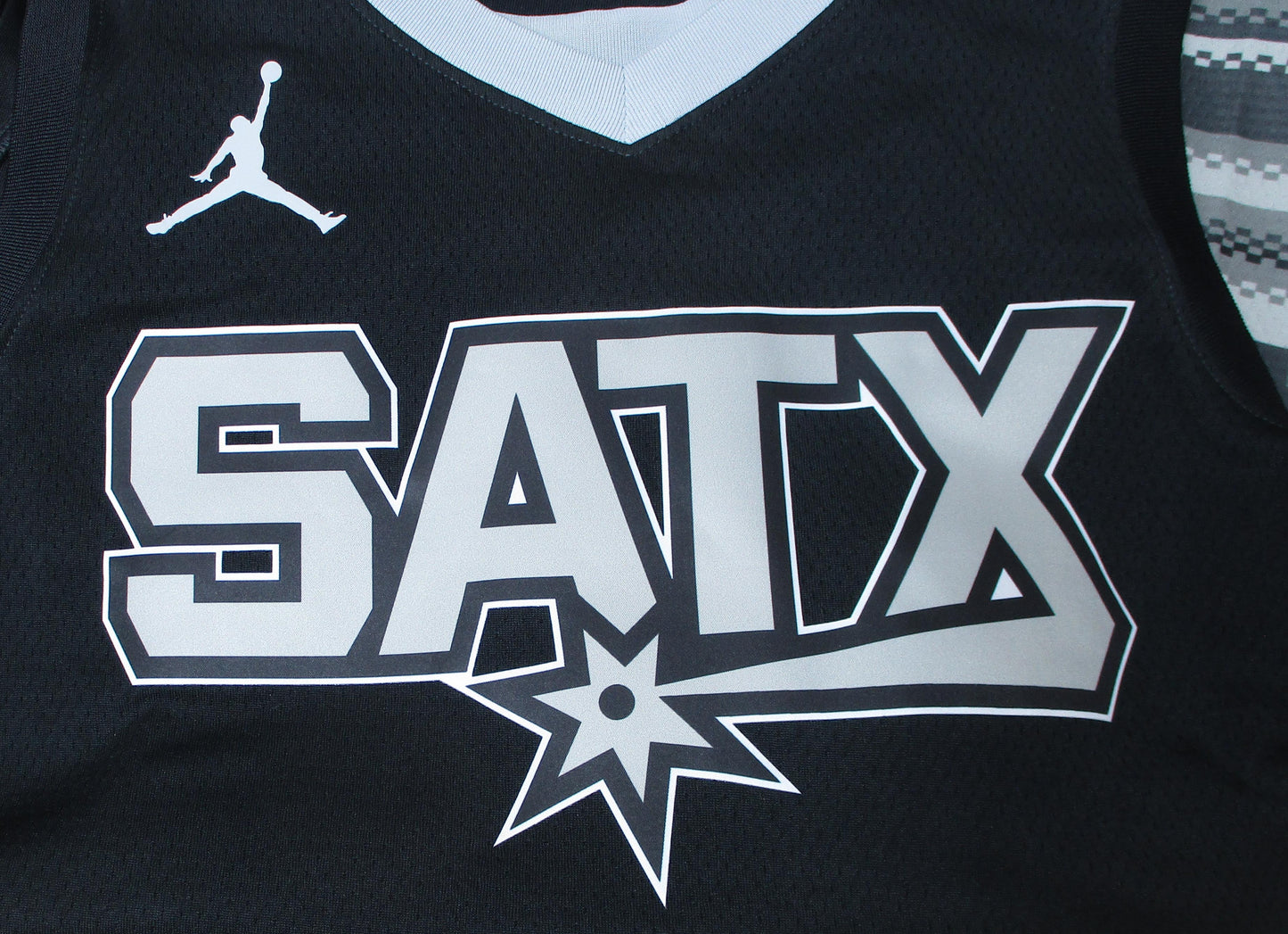 San Antonio Spurs Basketball Trikot Victor Wembanyama Nike Swingman Statement Edition