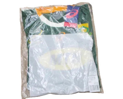 Orginalverpackung des Südafrika Rugby Fanshirt Herren Asics Oak Green Vorderansicht mit aufgummiertem Logo. Angebot günstig kaufen.