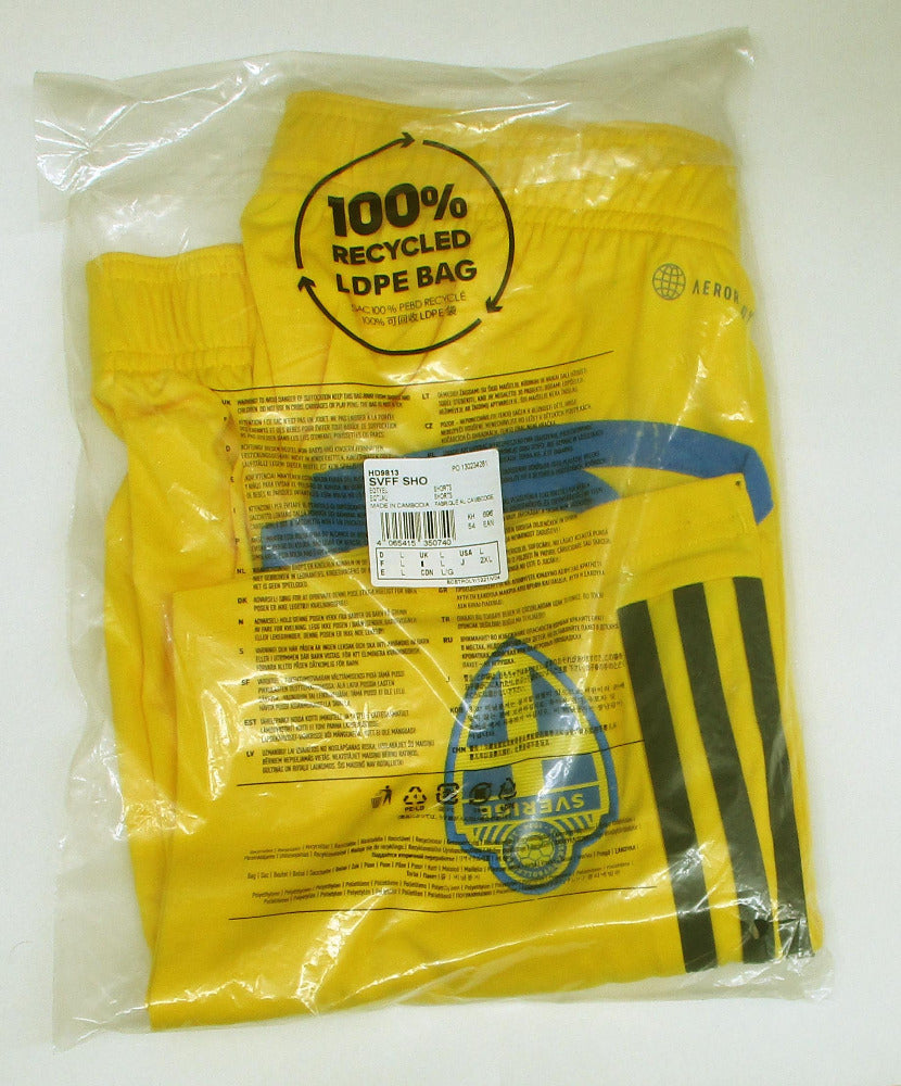 Schweden Trikot Shorts Home 2022/23 Adidas Herren mit gesticktem Verbandslogo und Aeroready Technologie. Detailansicht Originalverpackung.