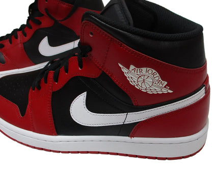 Air Jordan 1 Mid Sneaker Black White Gym Red Nike DQ8426 061 Detailansicht Logo