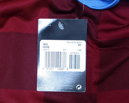 Aston Villa Player Issue Heimtrikot 2008/09 von Nike ohne Sponsor. Original Spielertrikot Vintage Premier League. Herrentrikot in XXL Detailansicht Hängeetikett.