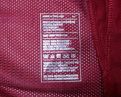 Aston Villa Player Issue Heimtrikot 2008/09 von Nike ohne Sponsor. Original Spielertrikot Vintage Premier League. Herrentrikot in XXL Detailansicht Innenlabel.