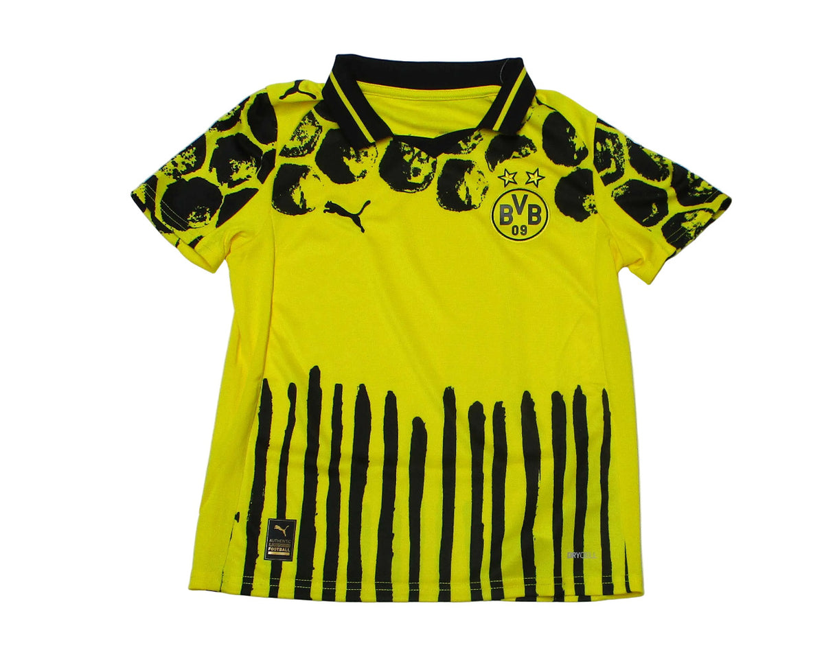 Gelbes Borussia Dortmund BVB Kinder Kidsuper Puma 2025. Ohne Sponsor. Als reduziertes Angebot günstig kaufen. Kindermodel.