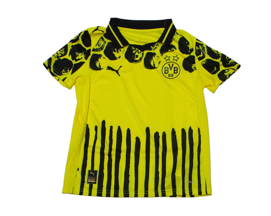 Gelbes Borussia Dortmund BVB Kinder Kidsuper Puma 2025. Ohne Sponsor. Als reduziertes Angebot günstig kaufen. Kindermodel.