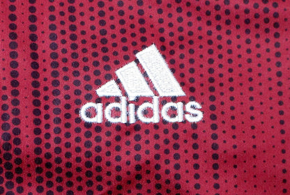 Deutschland DFB Damen Auswärtstrikot 2018 Adidas DN5930 mit gesticktem DFB-Wappen und Climalite Technologie. Detailansicht adidas Logo.