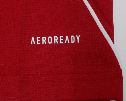 FC Liverpool Trikot Home 2025/26 von Adidas. Offizielles Fußballtrikot in Kindergröße.  Detailansicht Aeroready Logo.