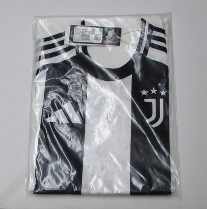 adidas Juventus Turin Heimtrikot 24/25 Herren IS8002 original ohne Sponsor. Originalverpackung.