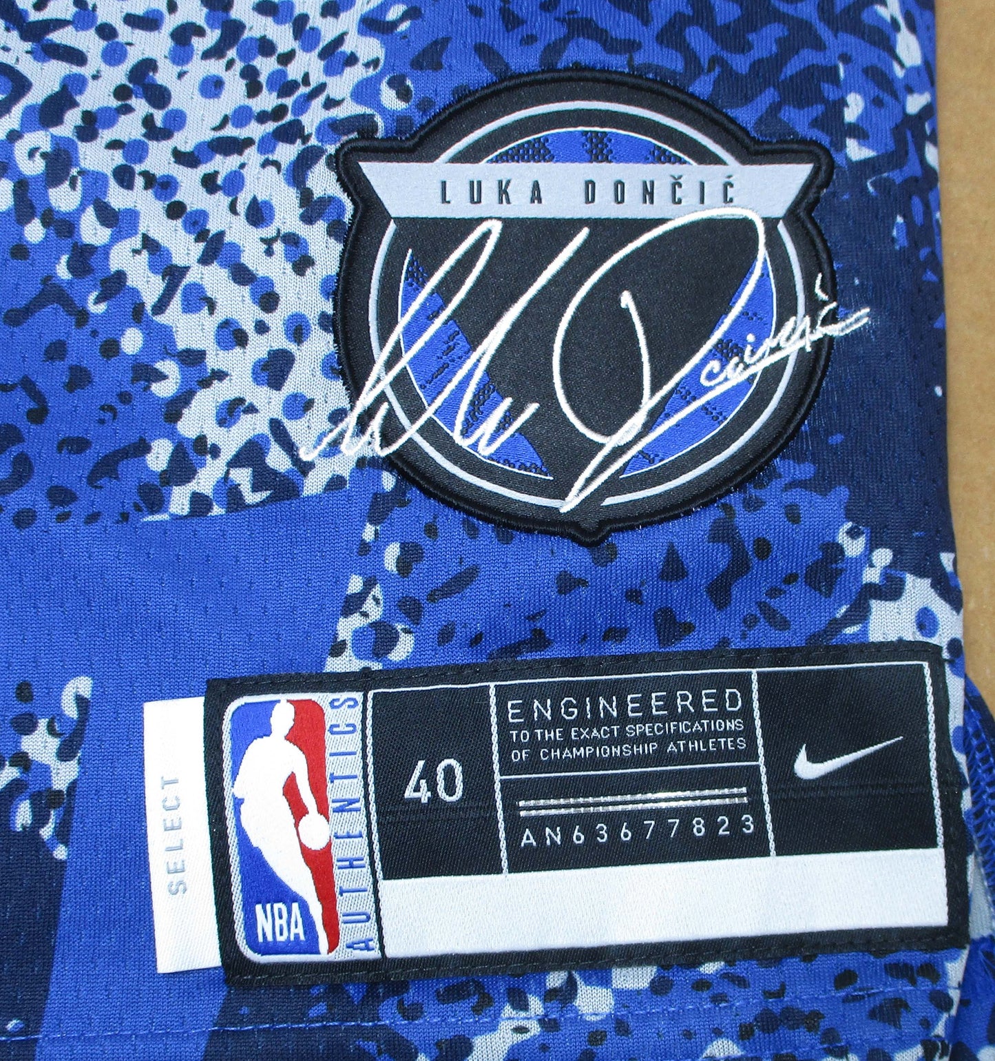 Dallas Mavericks Basketball Trikot Luka Dončić Nike Select Series