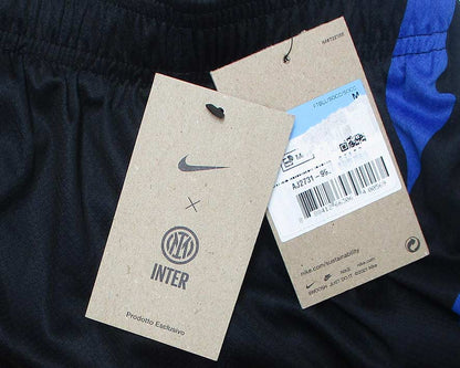 Inter Mailand Shorts Home 2024/25 von Nike in Herrengröße. Hängeetikett.